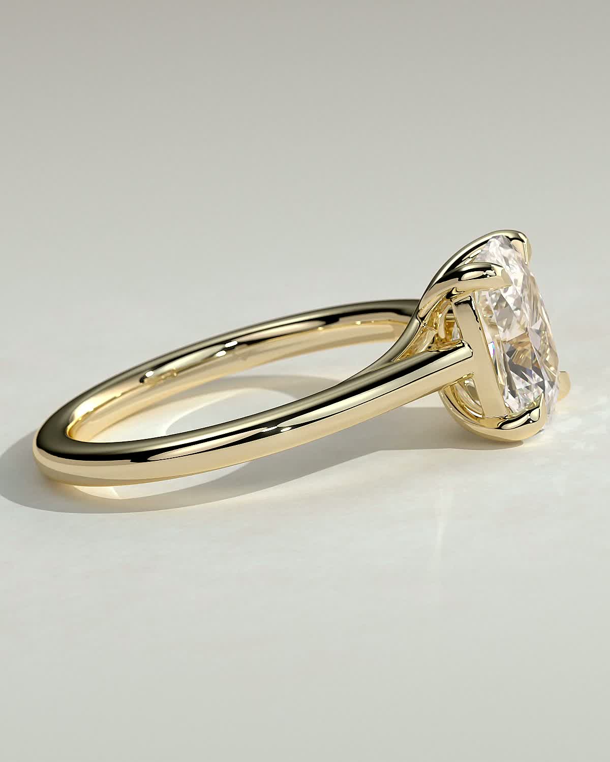 Kelsey - Trellis Elongated Cushion Solitaire - 18k Yellow Gold