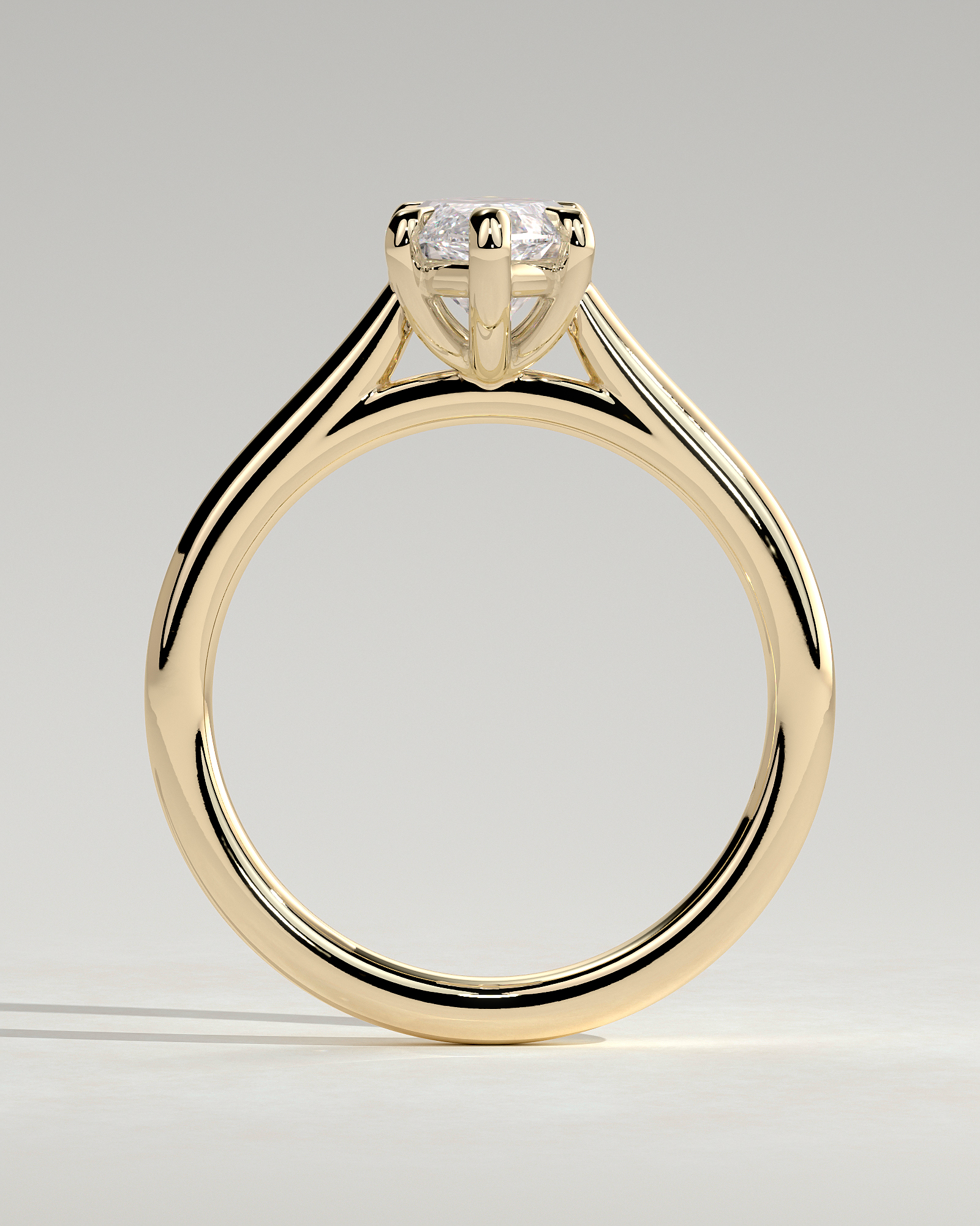 Leila - 6 Claw Marquise Solitaire - 18k Yellow Gold
