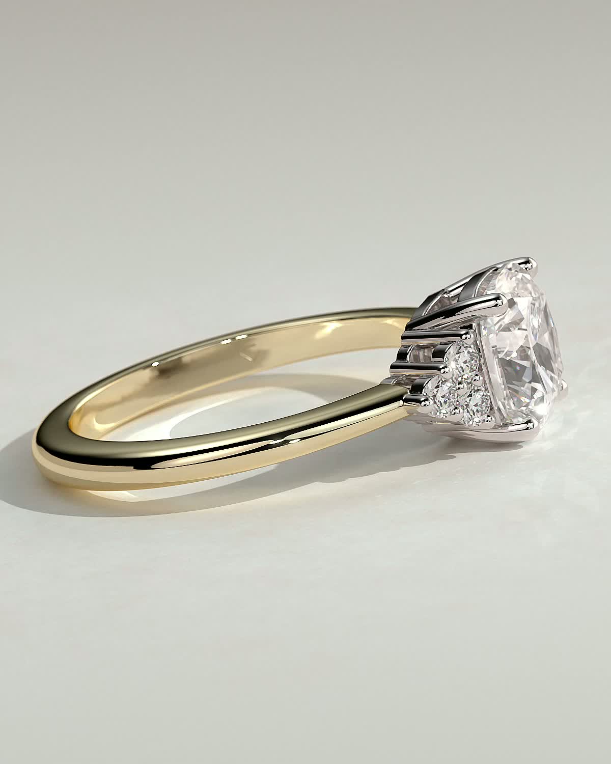 Lena - Cushion with Round Accent Stones - 18k Yellow Gold / 18k White Gold