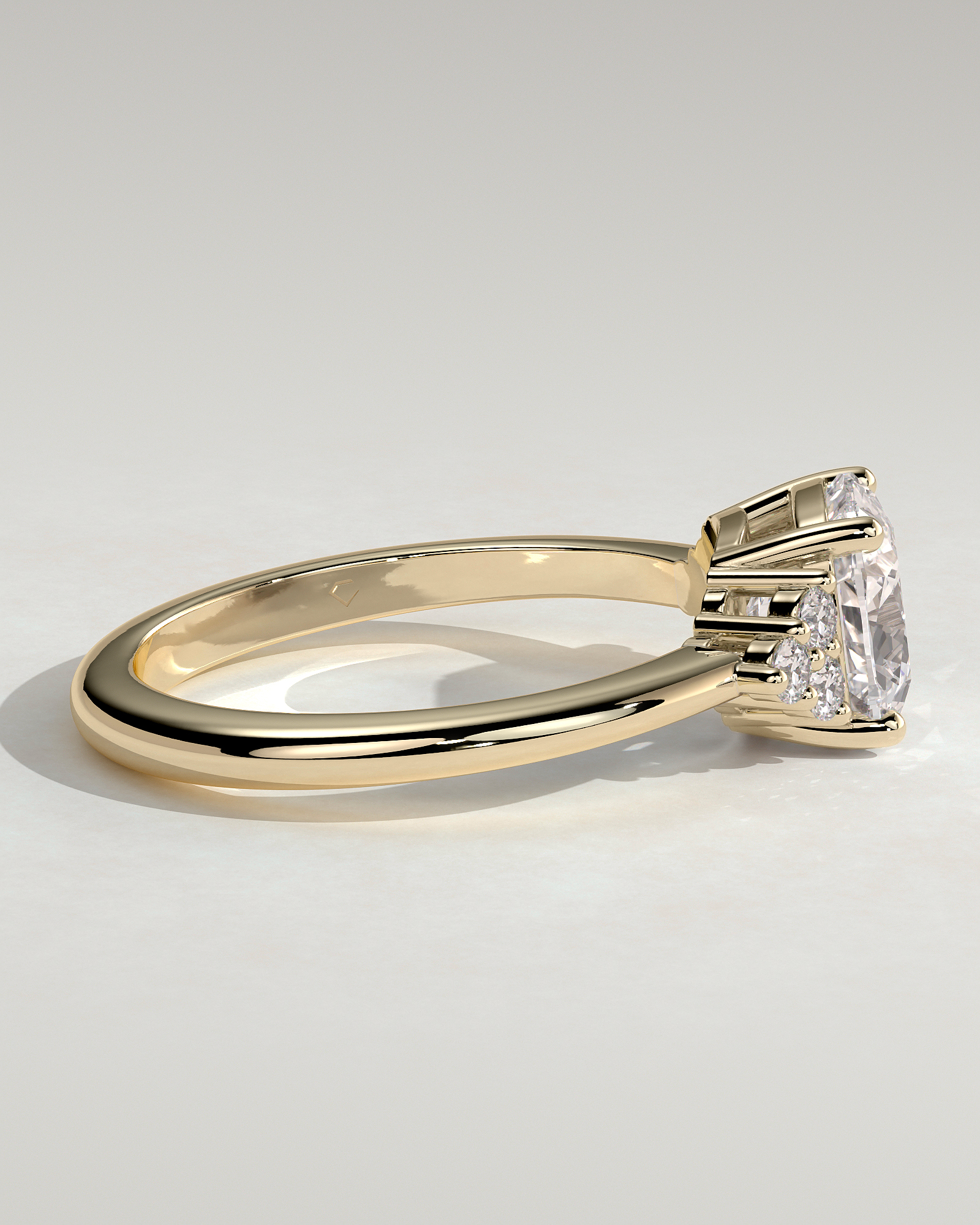 Lena - Cushion with Round Accent Stones - 18k Yellow Gold