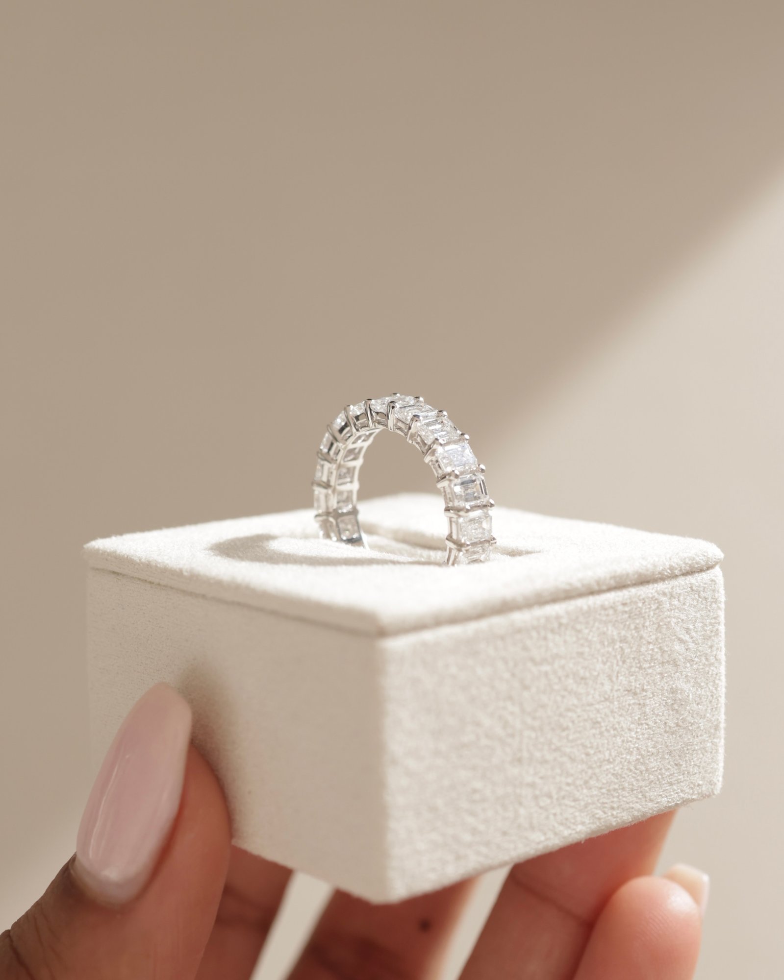 London - Emerald Basket Set Eternity Ring Lifestyle Image