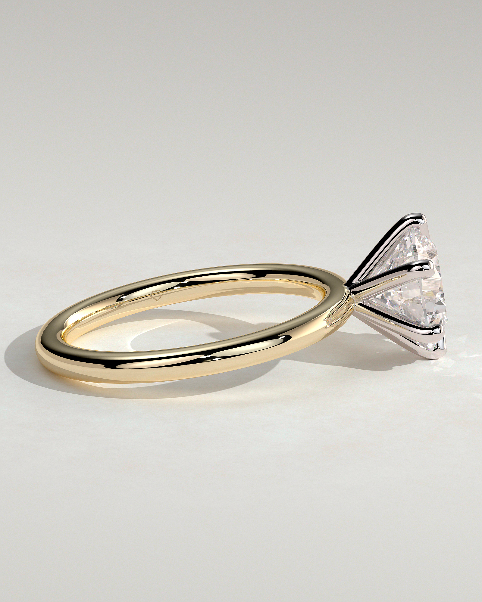 Louise  6 Claw Round Solitaire - 18k Yellow Gold / 18k White Gold