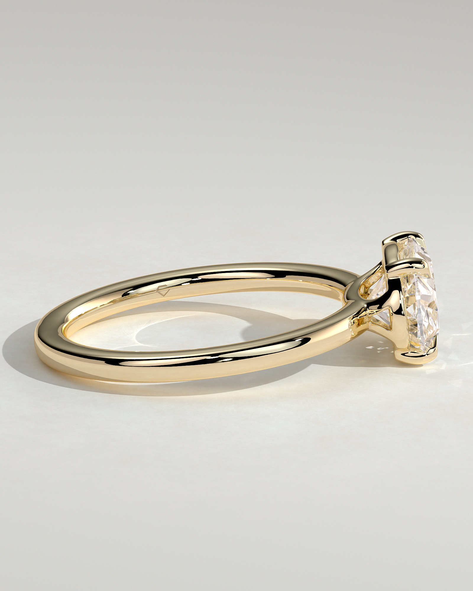 Mabeline- 4 Claw East West Solitaire - 18k Yellow Gold