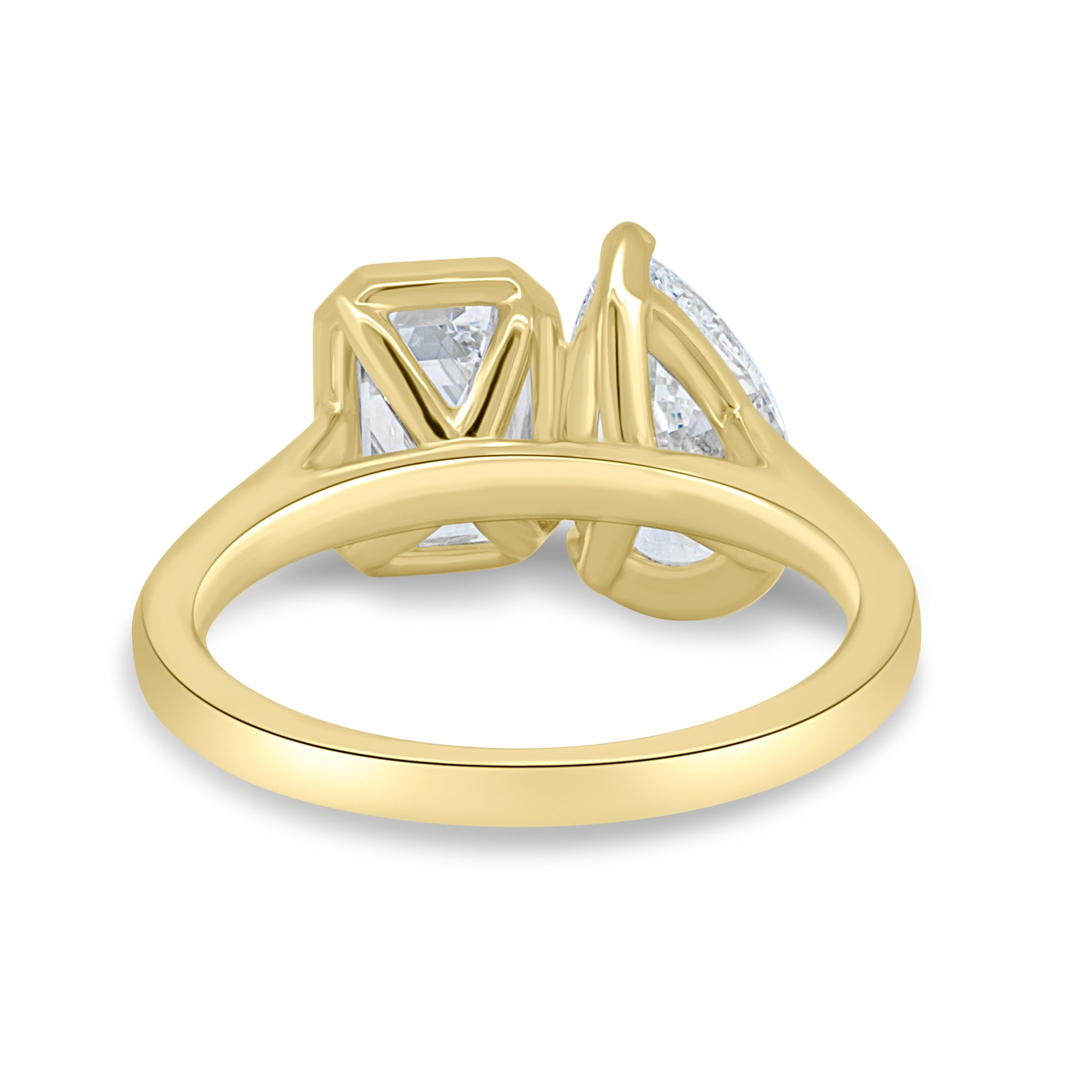 Margot - Bezel Set Pear and Emerald Toi Et Moi - 18k Yellow Gold