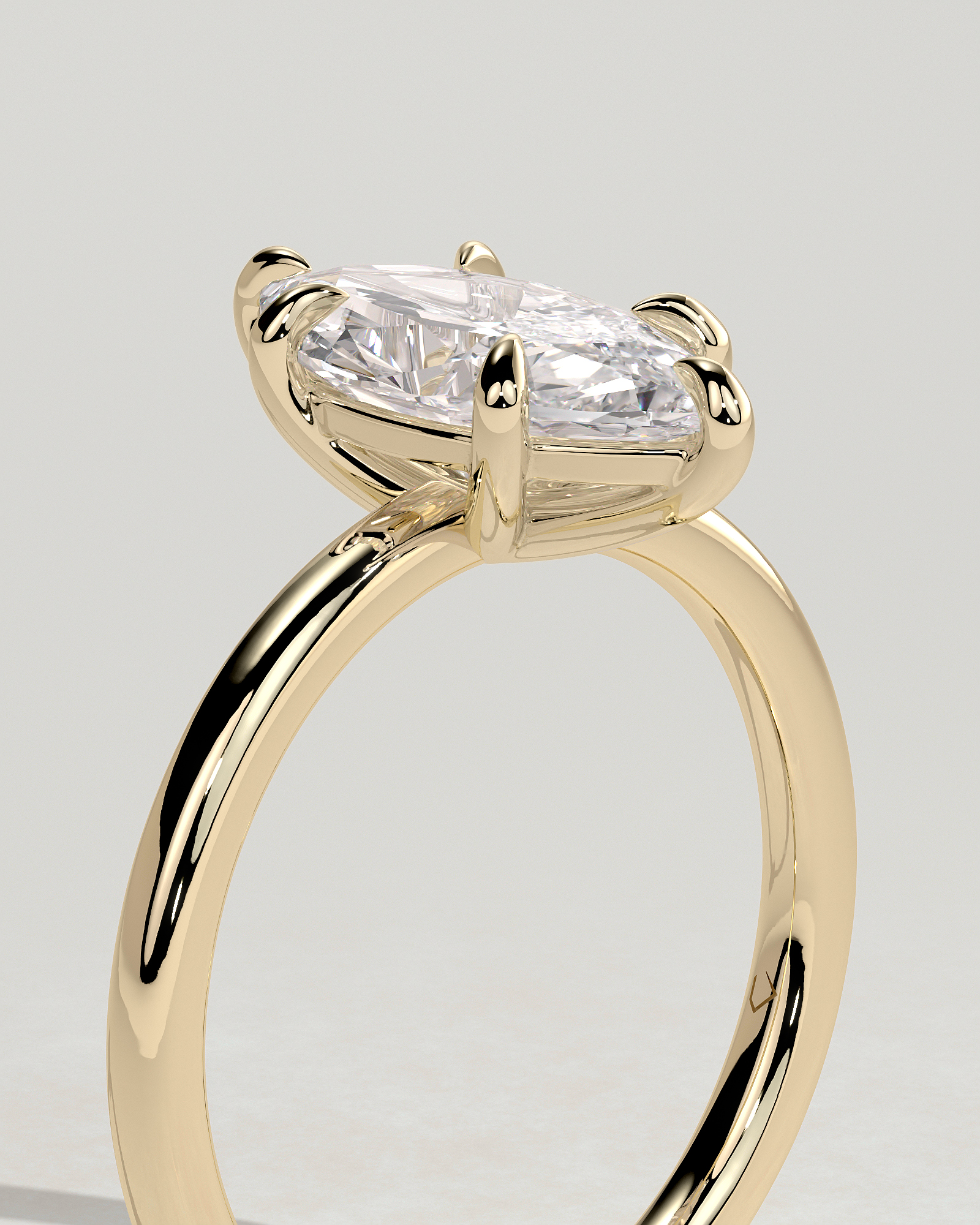 Marly - 6 Claw Marquise Solitaire - 18k Yellow Gold