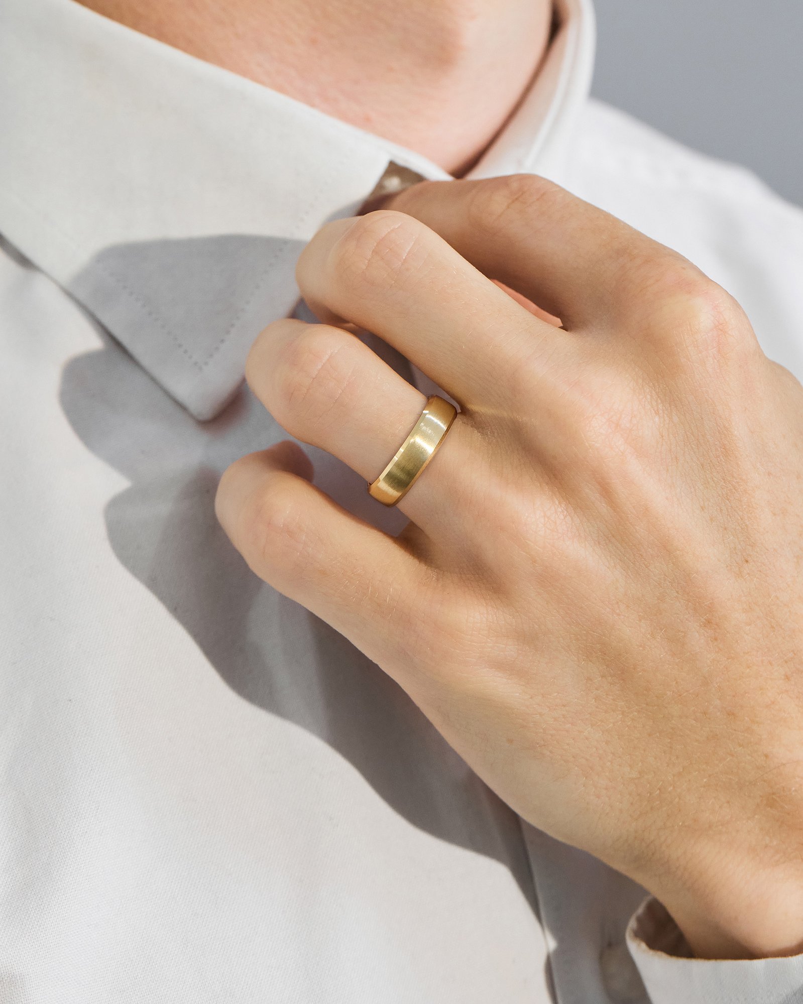 Michael Mens Wedding Ring Lifestyle Image