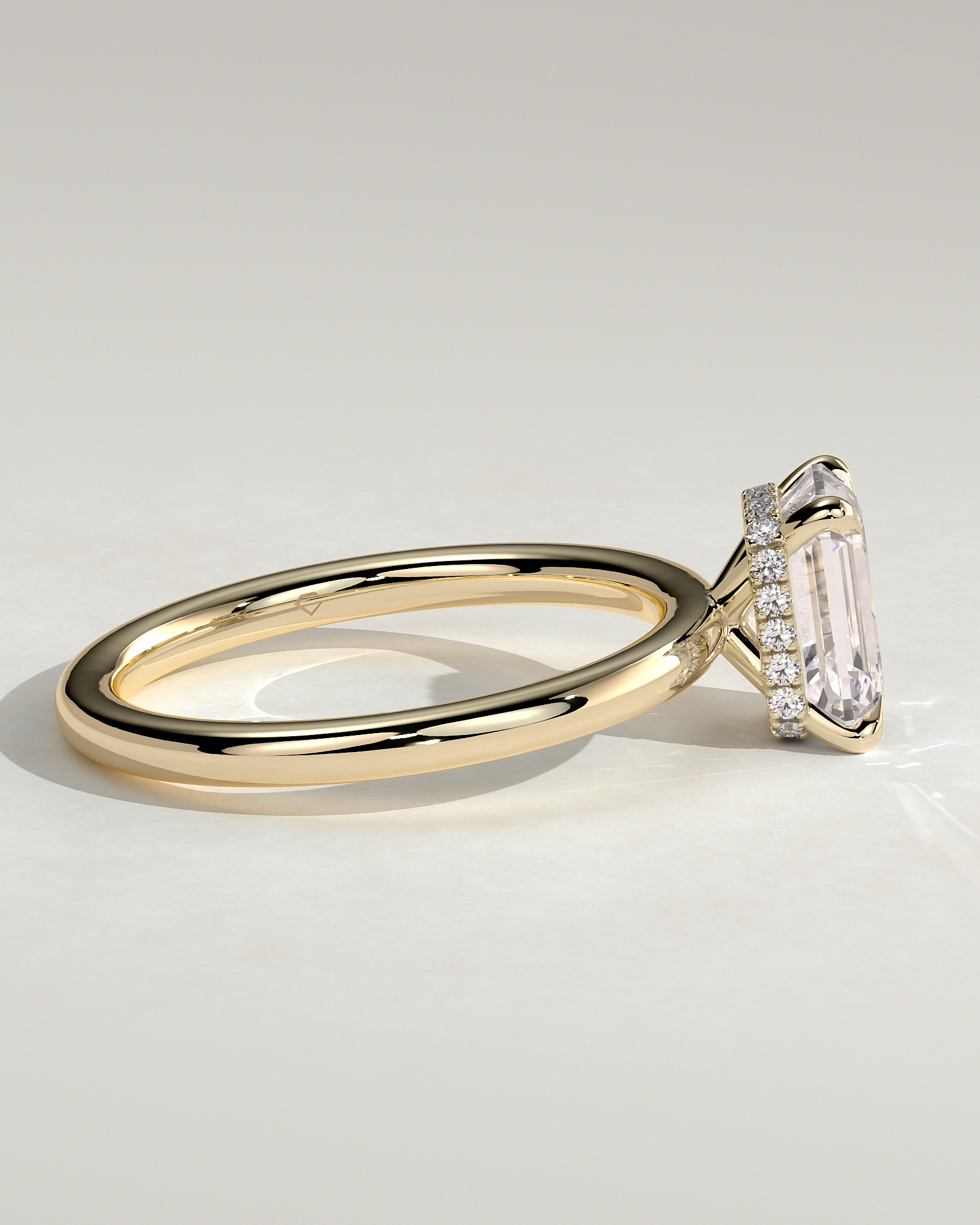 Miller - Emerald Solitaire with Hidden Halo - 18k Yellow Gold