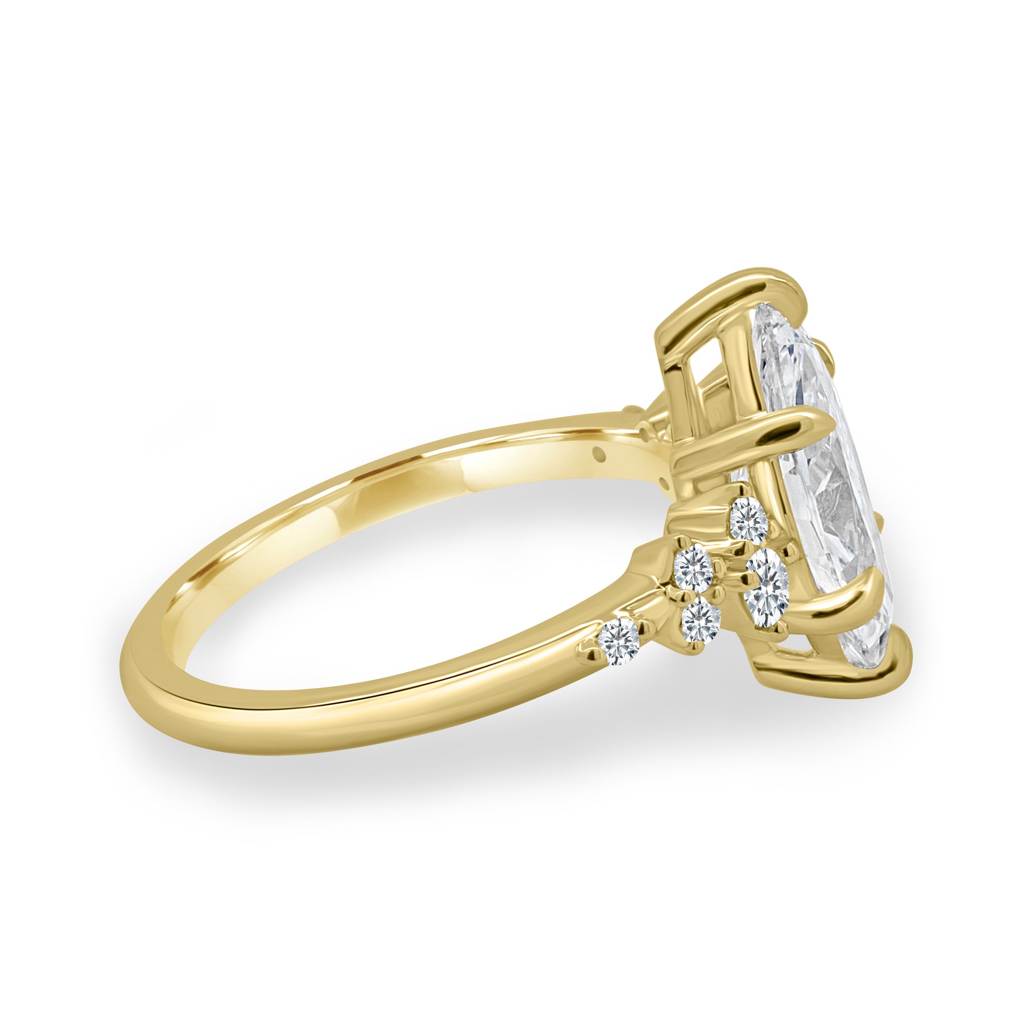 Minnie - Marquise Solitaire with Clustered Round Accent Stones - 18k Yellow Gold