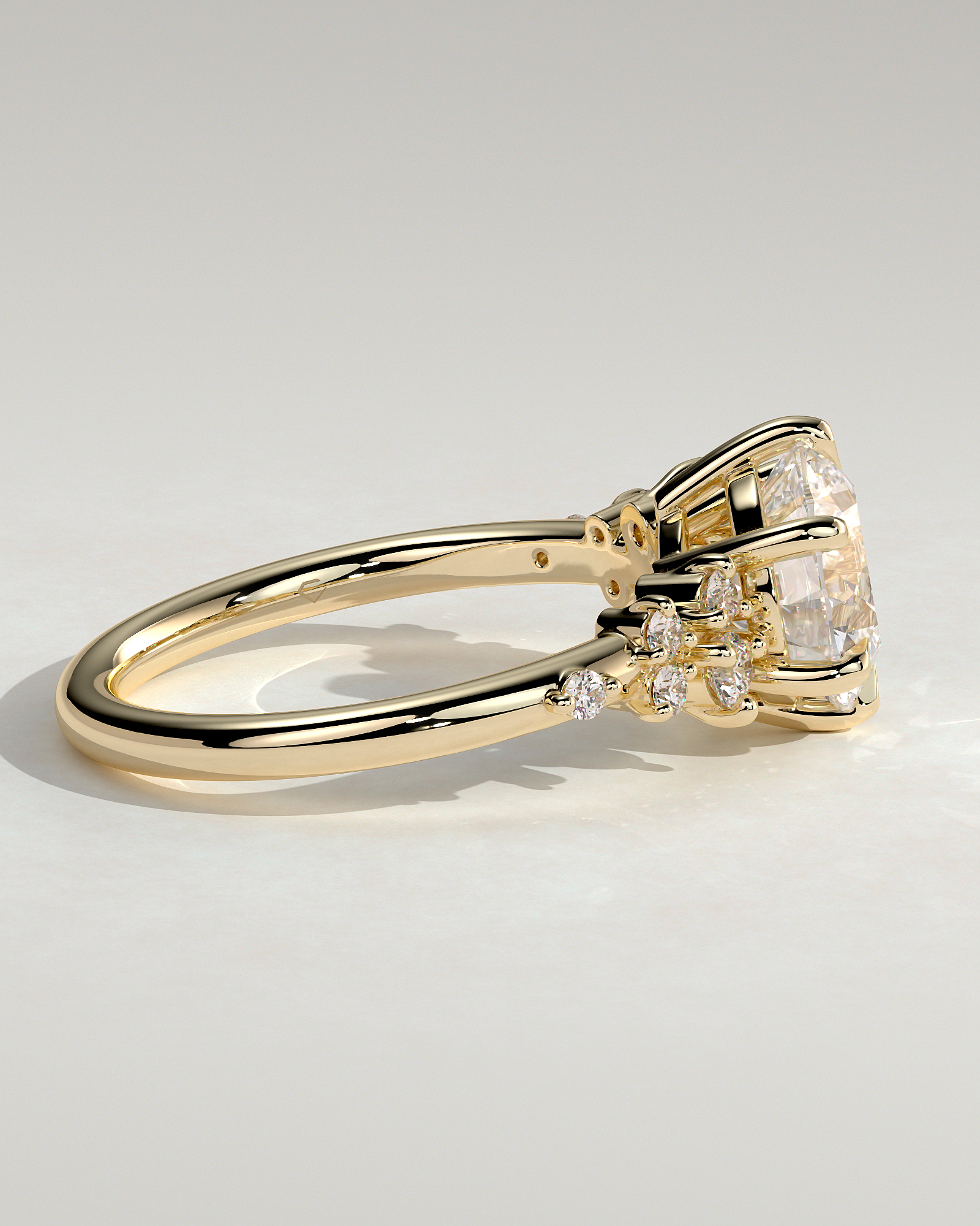 Molly - 6 Claw Round Solitaire with Accent Stones - 18k Yellow Gold