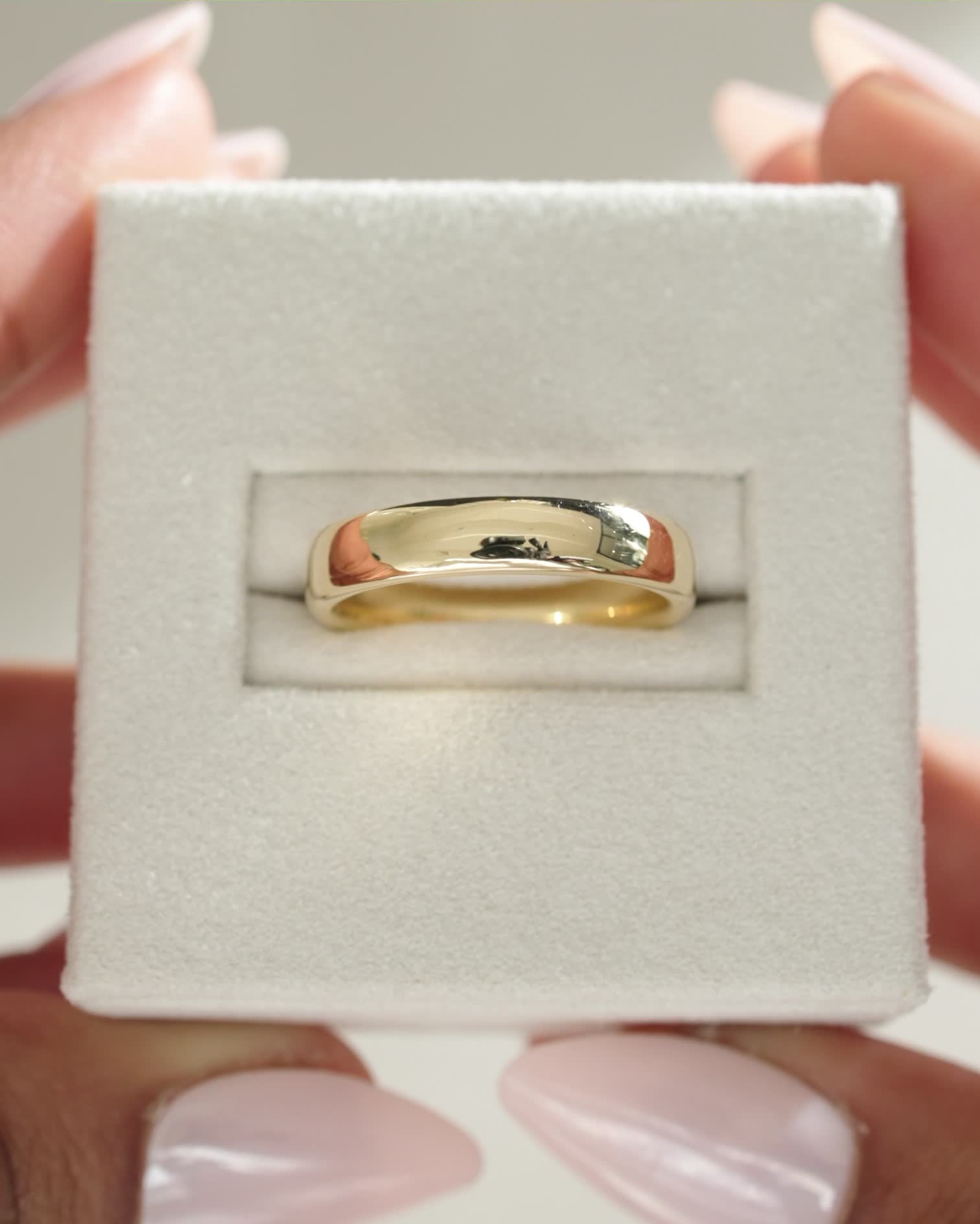 Neyda - Cigar Band Wedding Ring Lifestyle Image