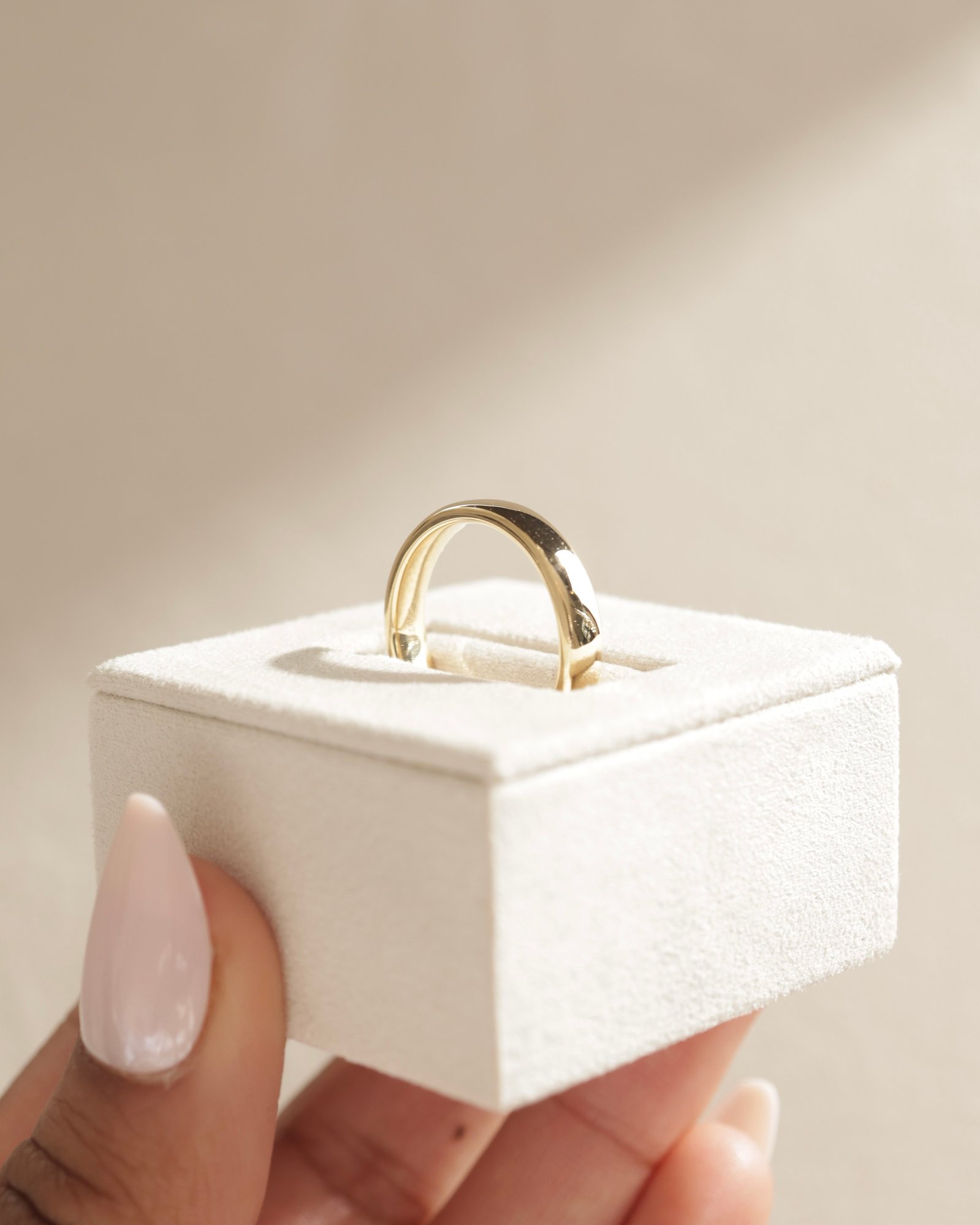 Neyda - Cigar Band Wedding Ring Lifestyle Image