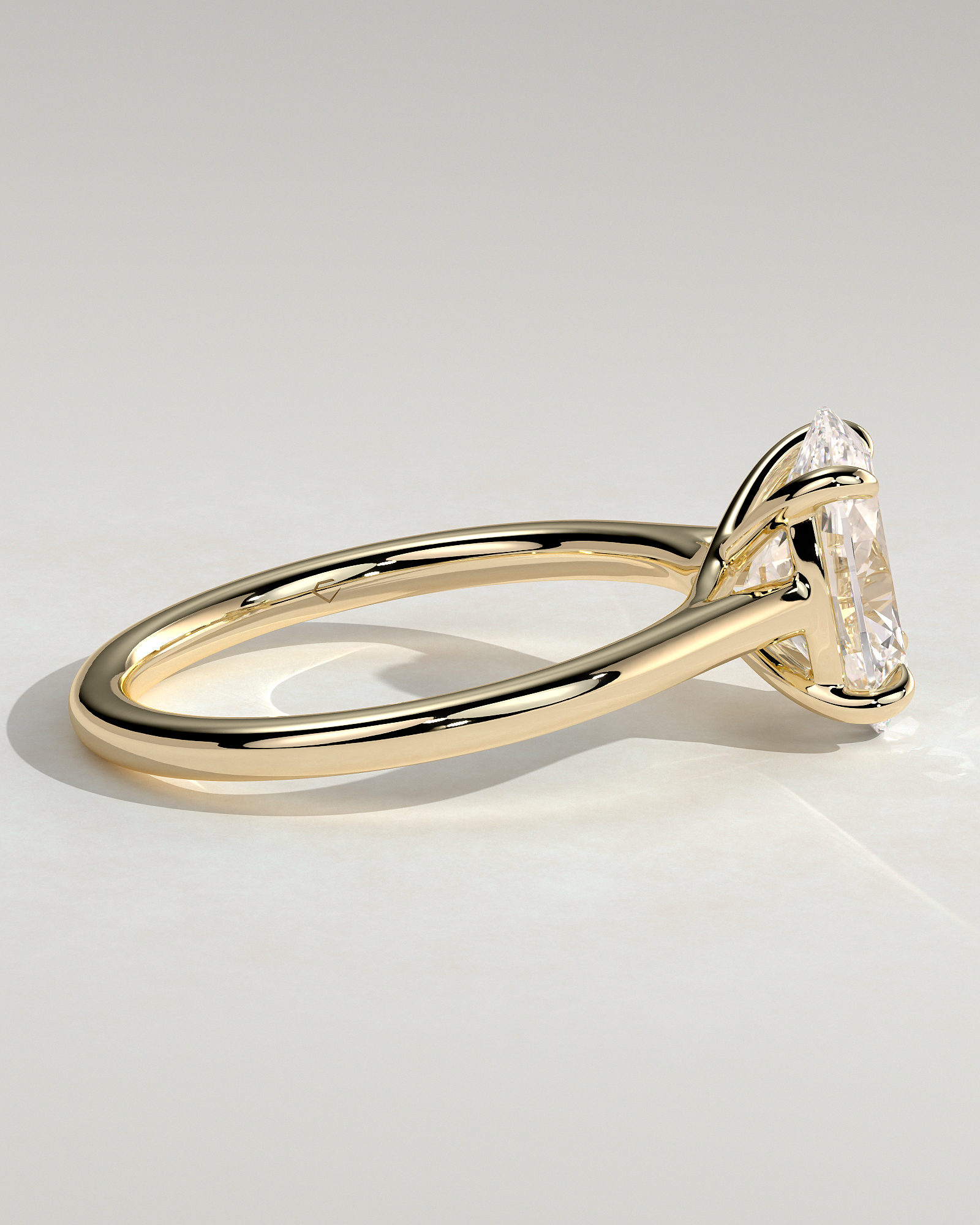 Olivia - Oval Solitaire with Trellis Setting - 18k Yellow Gold