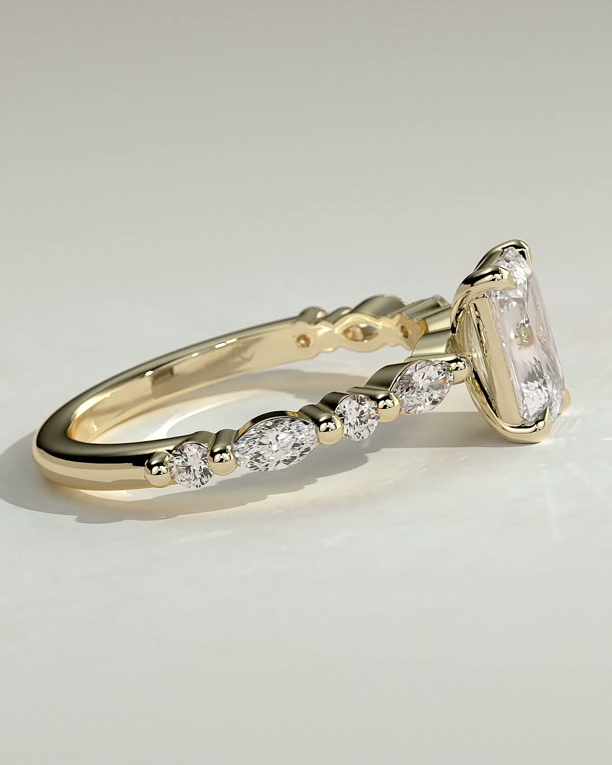 Parker - Emerald Solitaire with Accent Band - 18k Yellow Gold