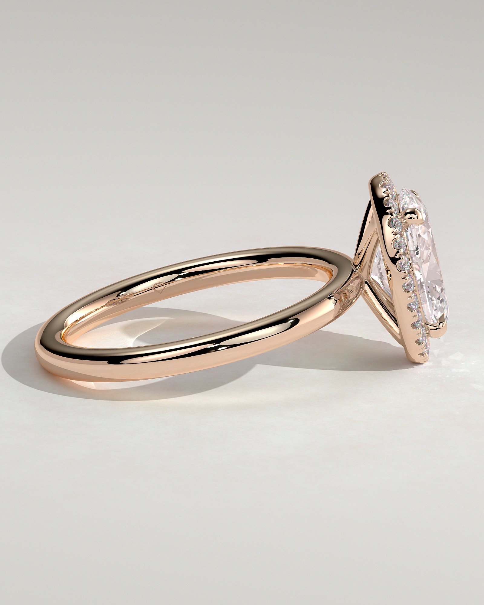 Phoebe  Oval Halo - 18k Rose Gold
