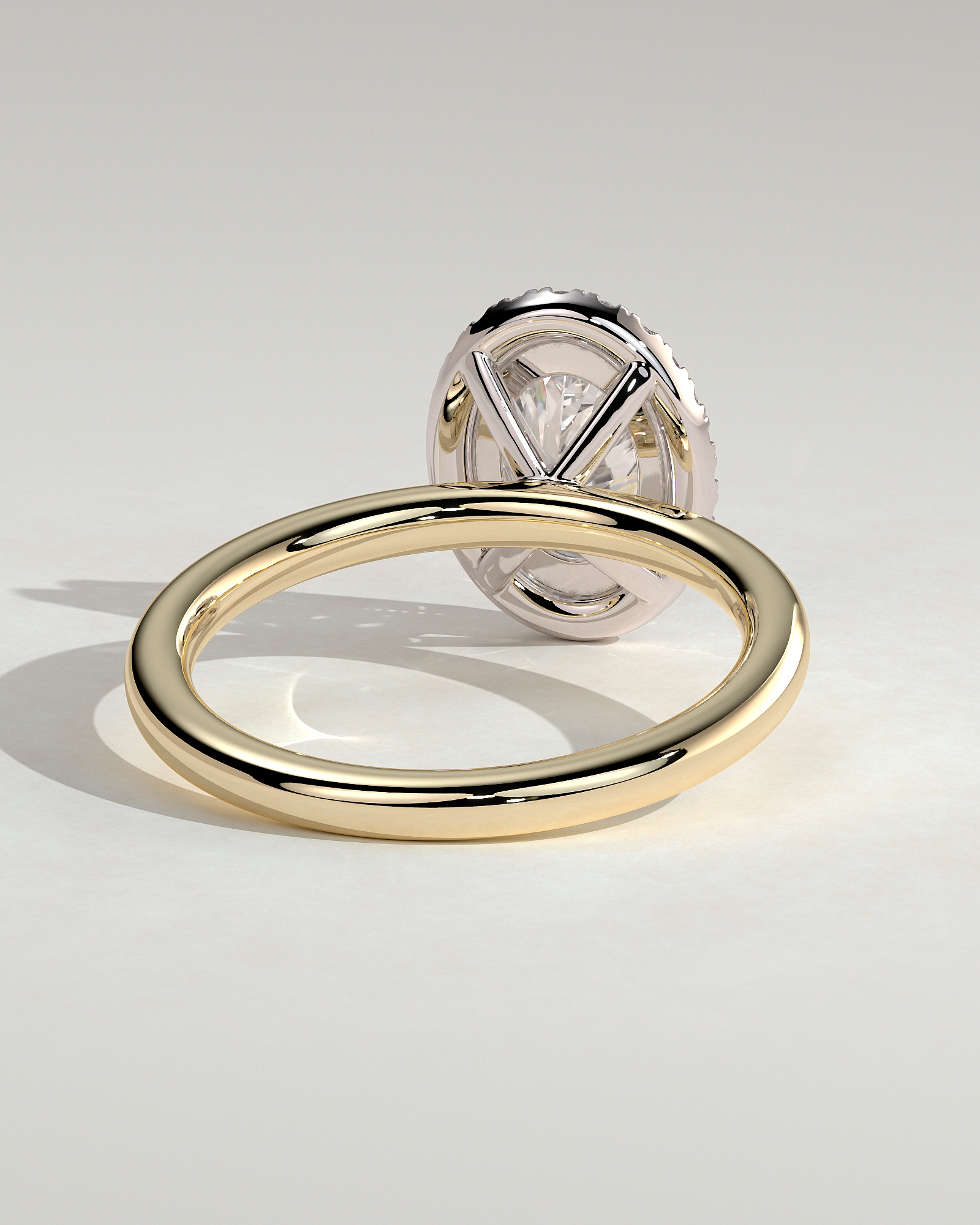 Phoebe  Oval Halo - 18k Yellow Gold / 18k White Gold