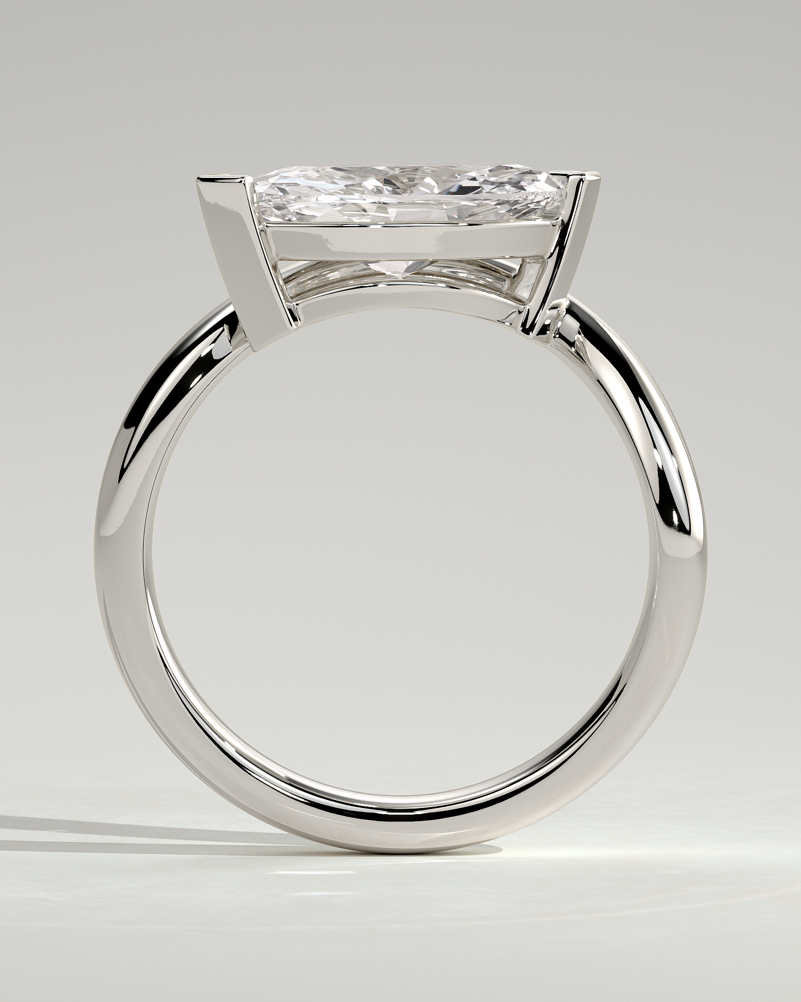 Pia - Marquise Solitaire with Twist Band - 18k White Gold