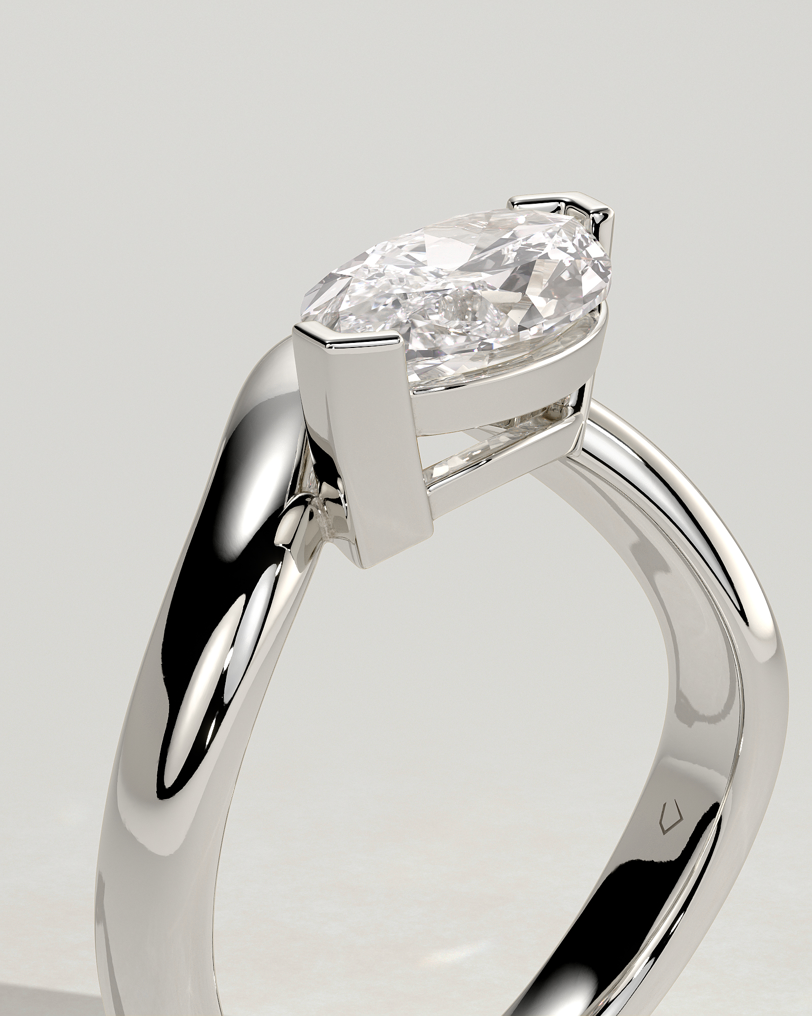 Pia - Marquise Solitaire with Twist Band - 18k White Gold