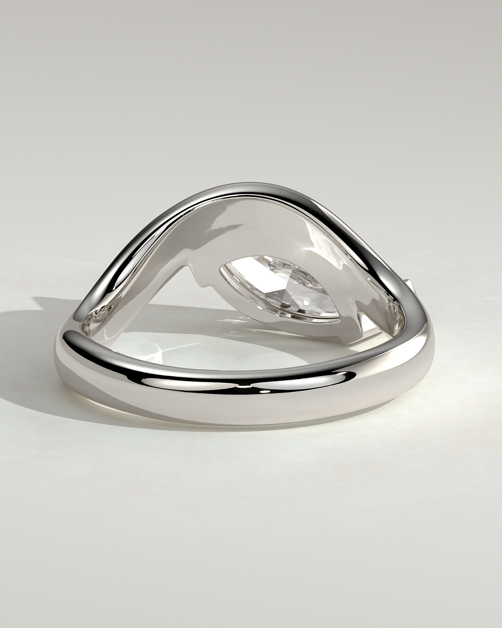 Pia - Marquise Solitaire with Twist Band - 18k White Gold