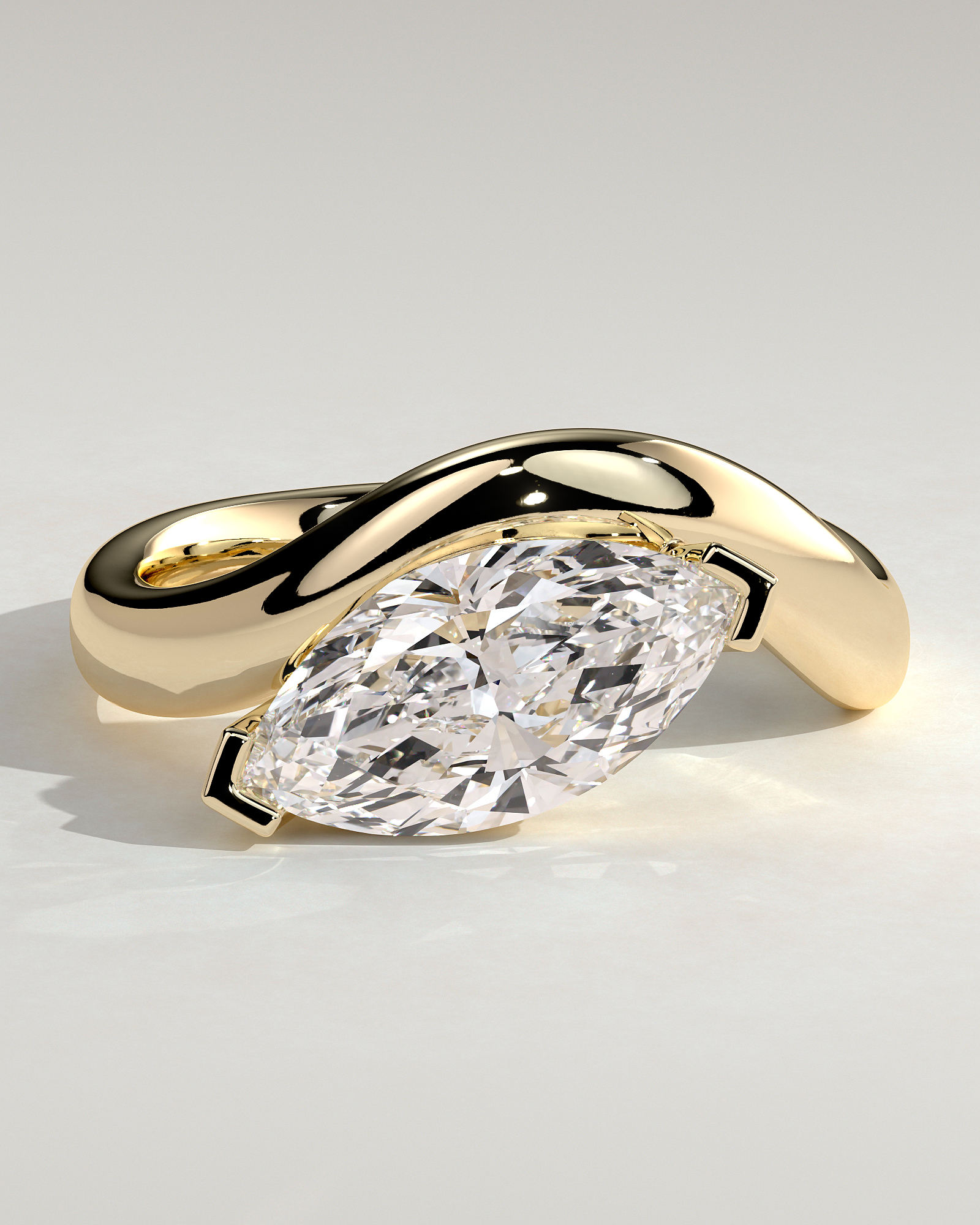 Pia - Marquise Solitaire with Twist Band - 18k Yellow Gold