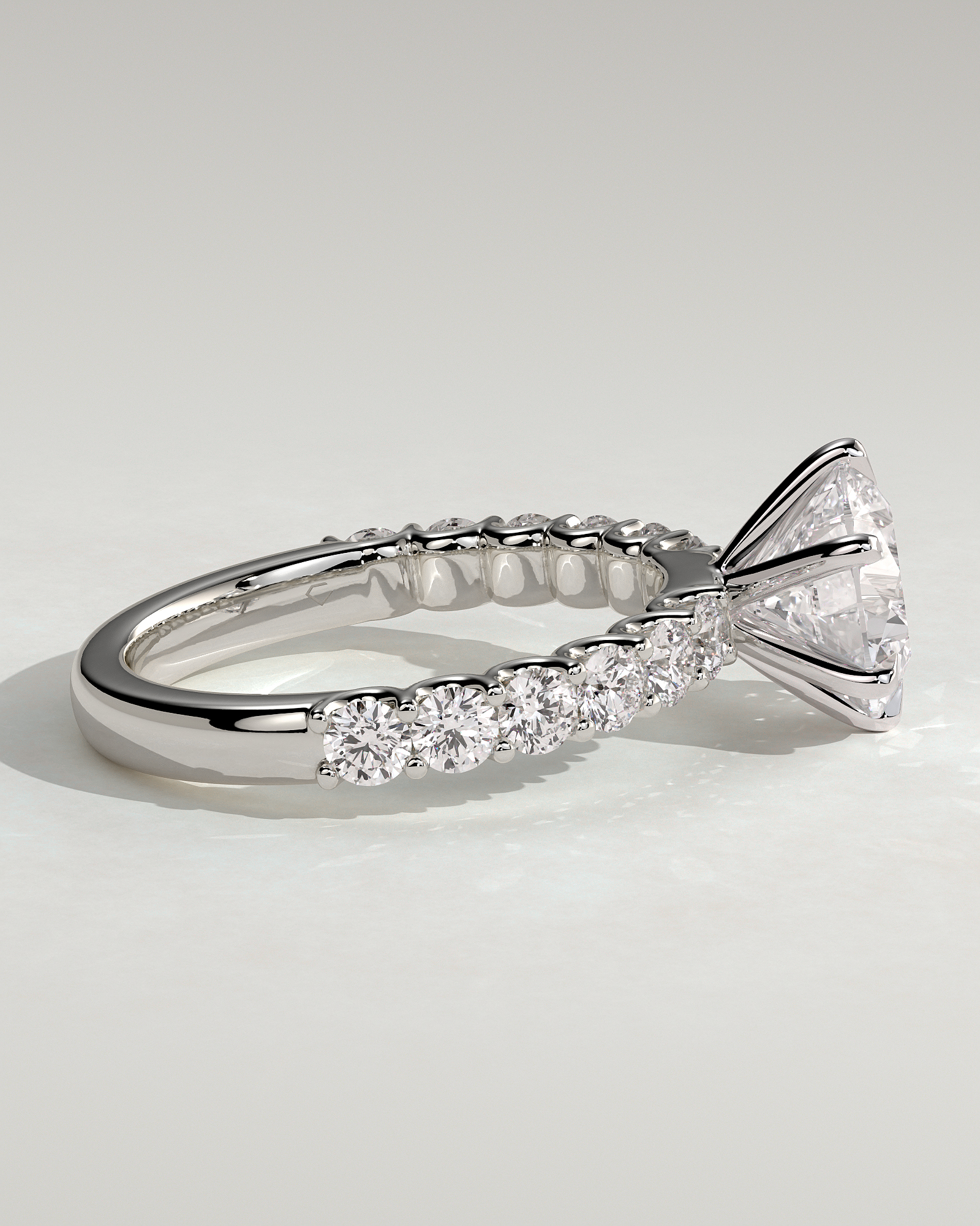 Quinn  6 Claw Round Solitaire - 18k White Gold