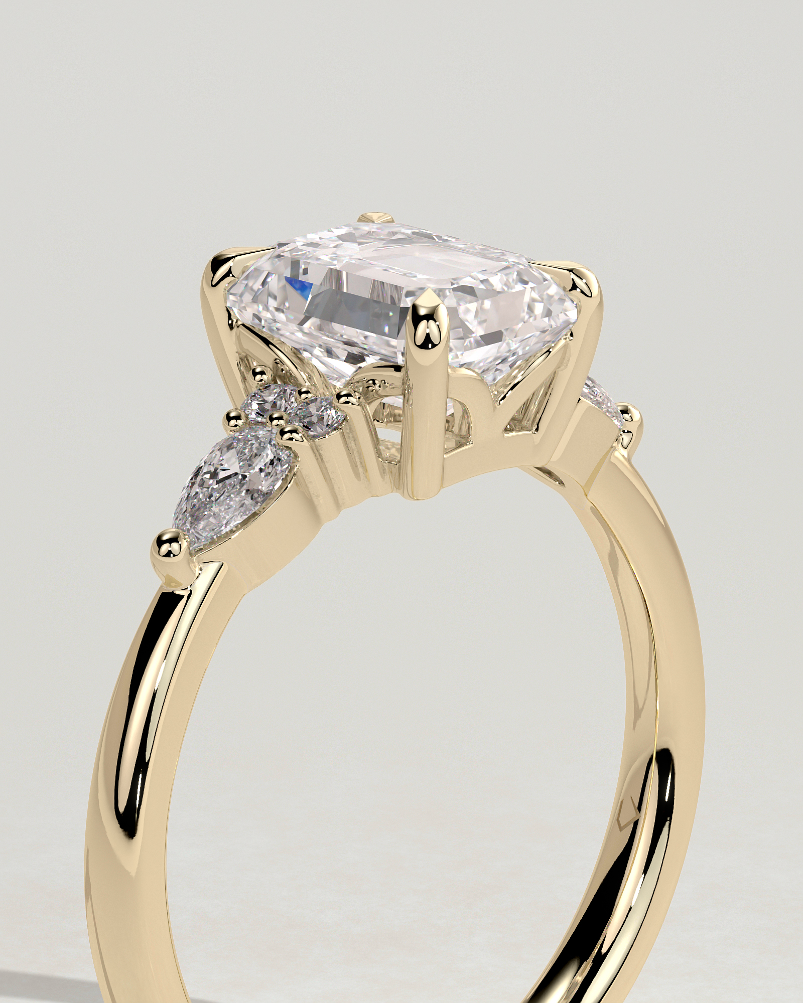 Raleigh - 4 Claw Emerald with Accent Stones - 18k Yellow Gold