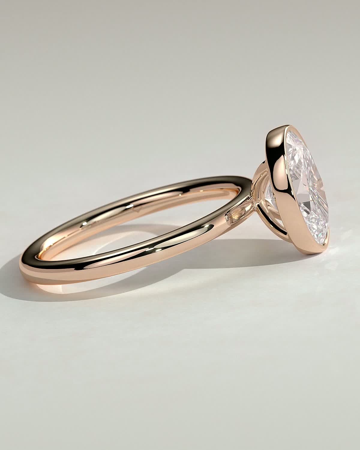 Sage - Bezel Set Oval Solitaire - 18k Rose Gold