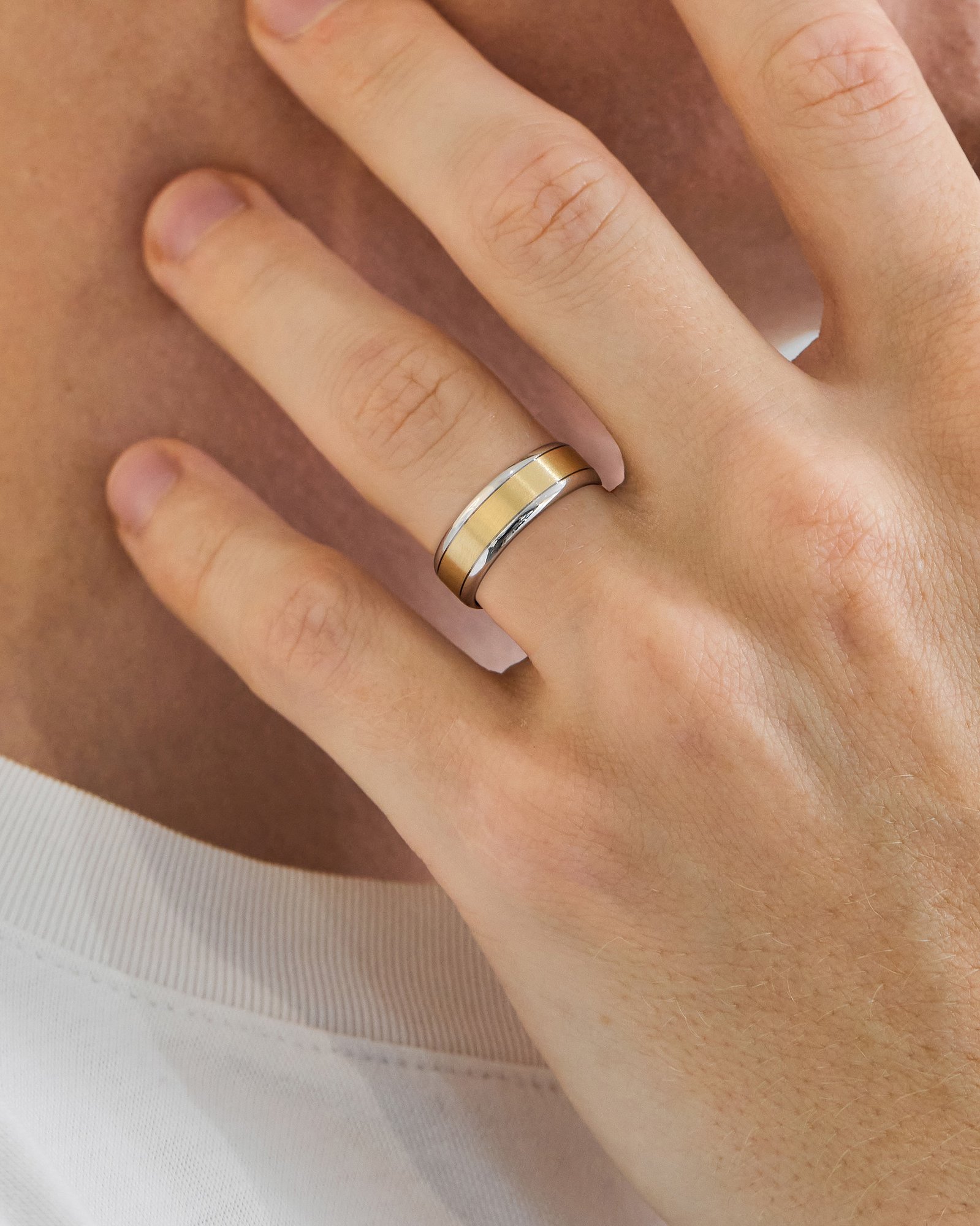 Samuel Mens Wedding Ring Lifestyle Image