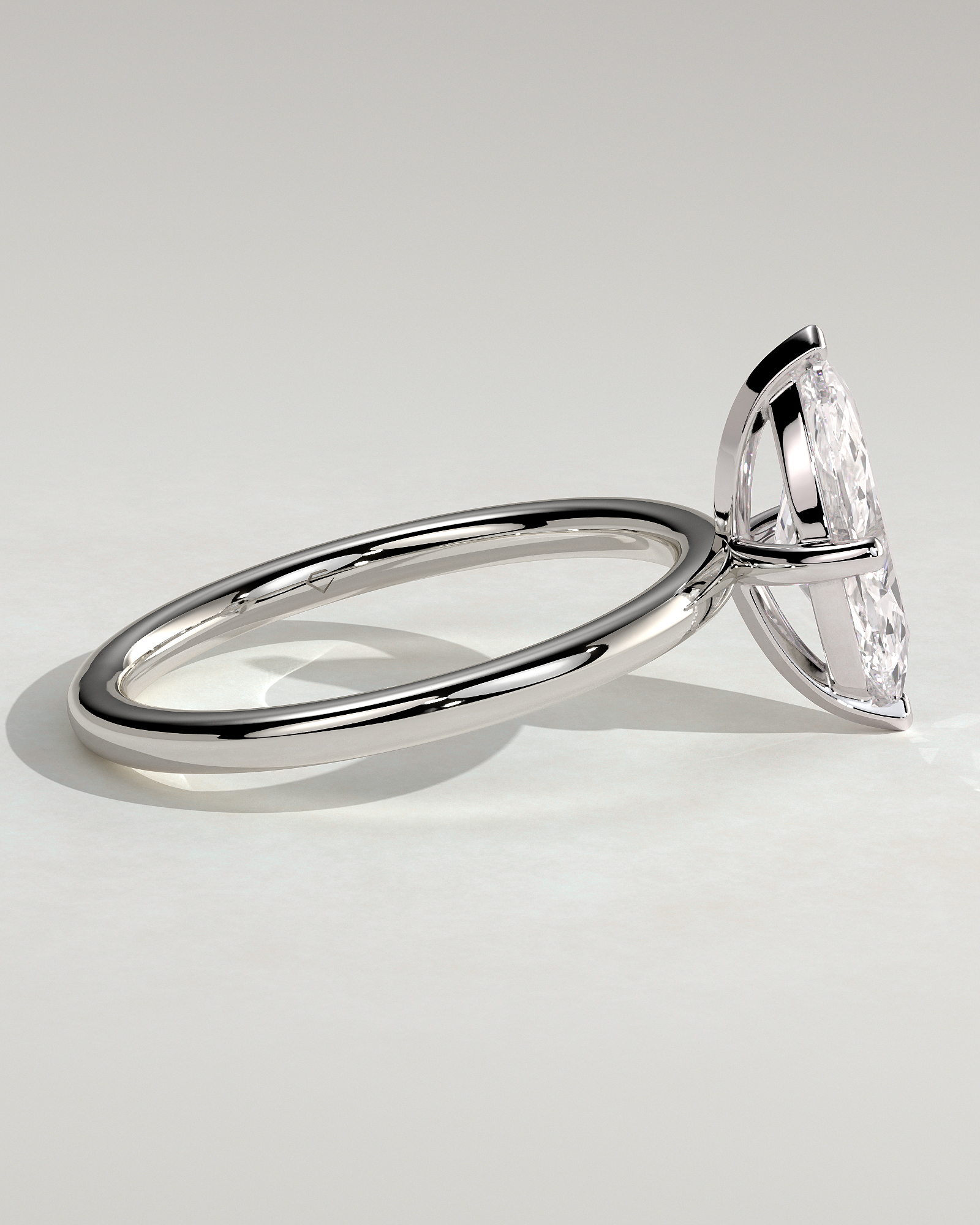 Sherry - V Claw Marquise Solitaire - 18k White Gold