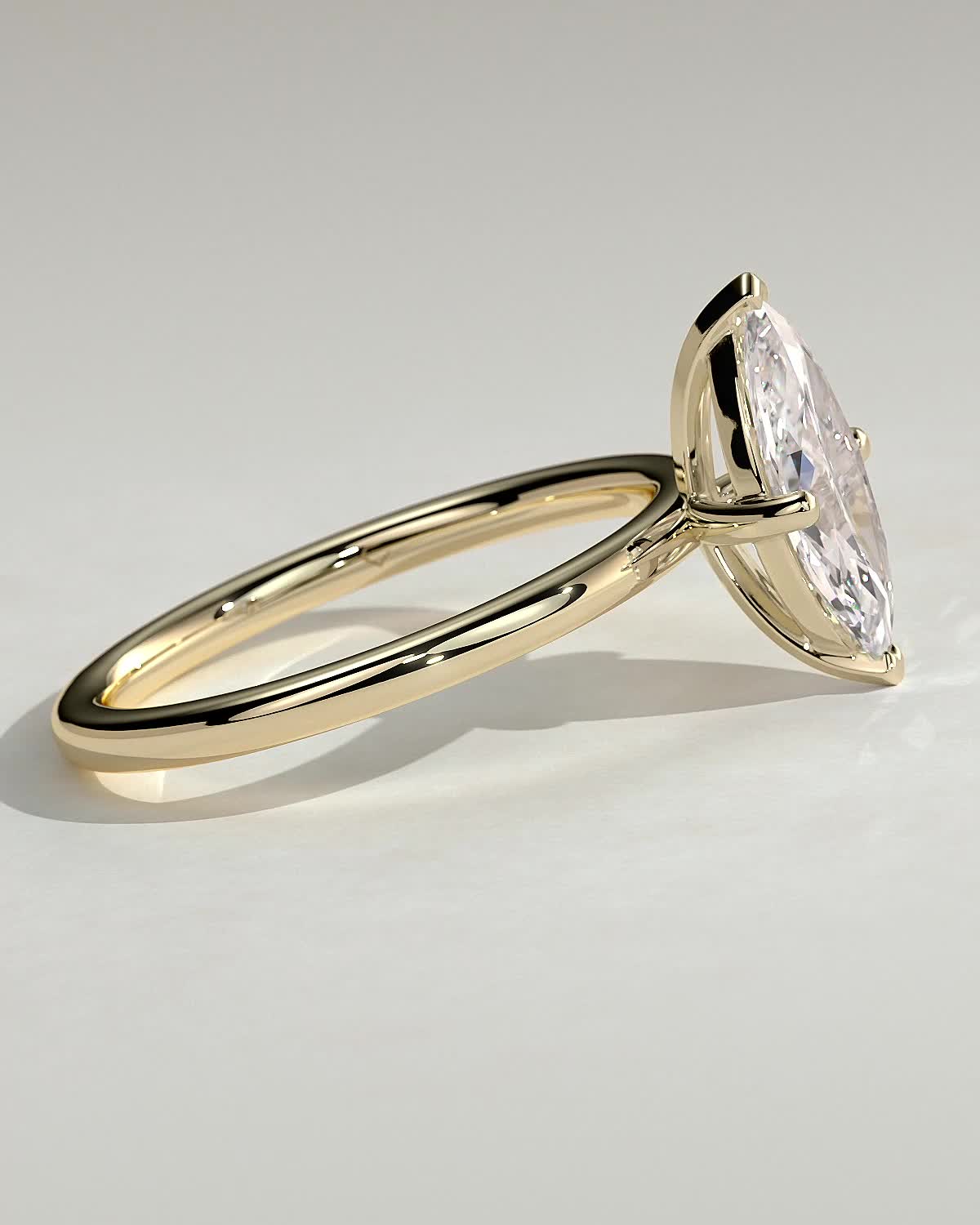 Sherry - V Claw Marquise Solitaire - 18k Yellow Gold