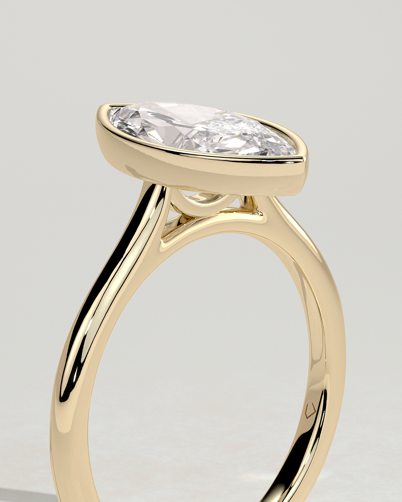 Stella - Marquise Solitaire with Cathedral Bezel Setting - 18k Yellow Gold