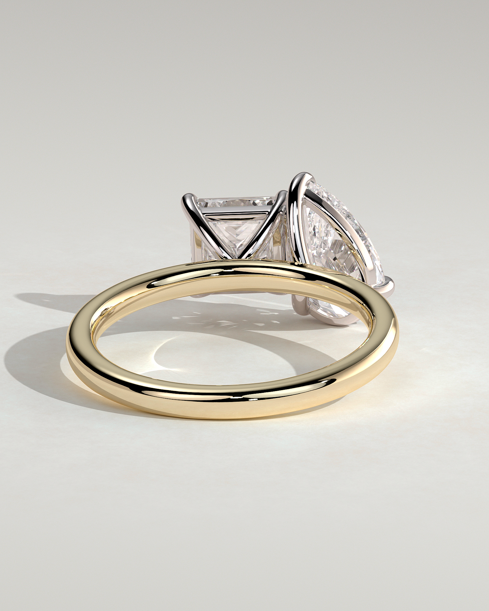 Svea - Pear and Princess Toi et Moi - 18k Yellow Gold / 18k White Gold
