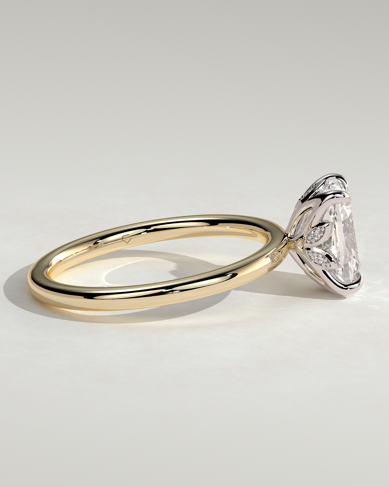 Tilly - Petal Claw Solitaire with Accent Leaf Detail - 18k Yellow Gold / 18k White Gold