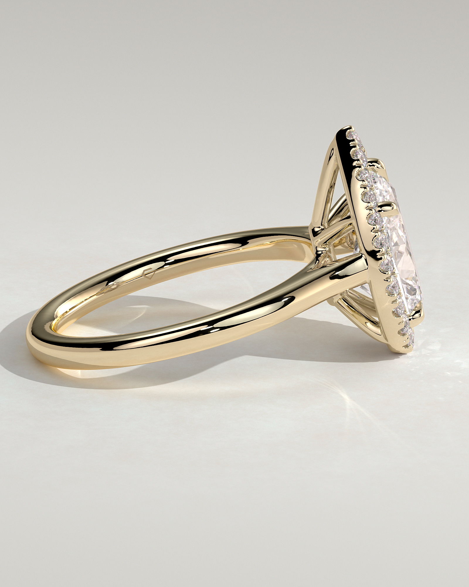 Viola  5 Claw Cathedral Pear Halo - 18k Yellow Gold