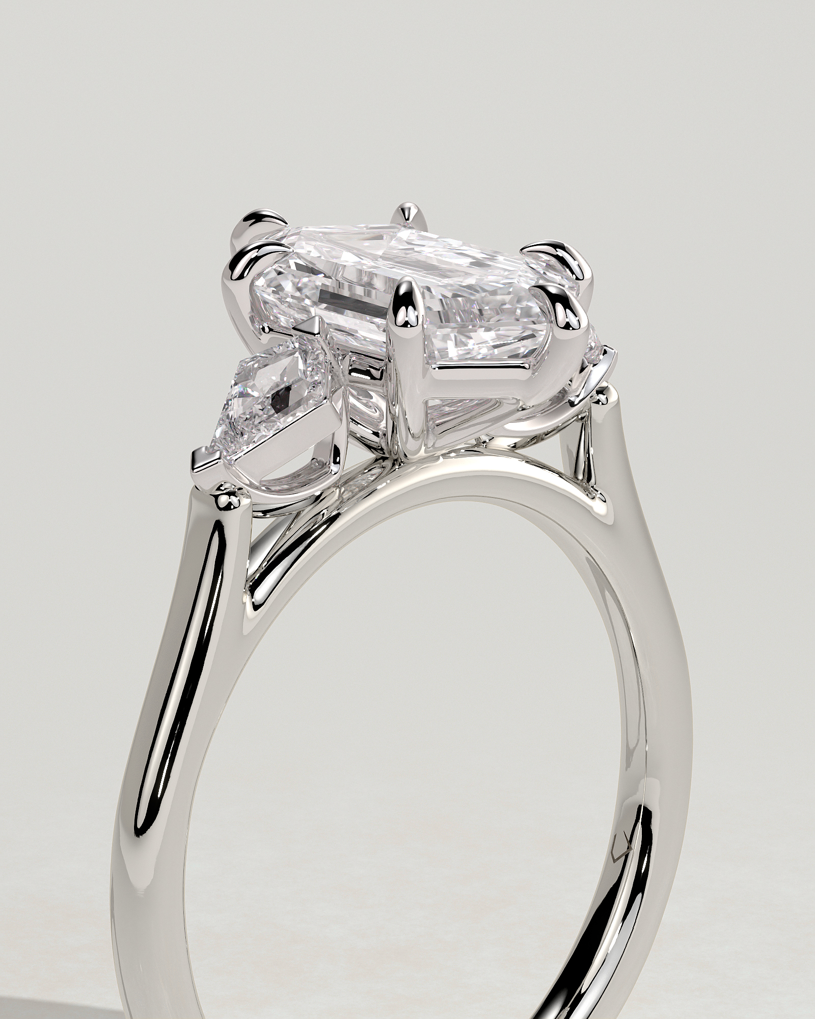 Wanda - 6 Claw Elongated Hexagon Trilogy - 18k White Gold