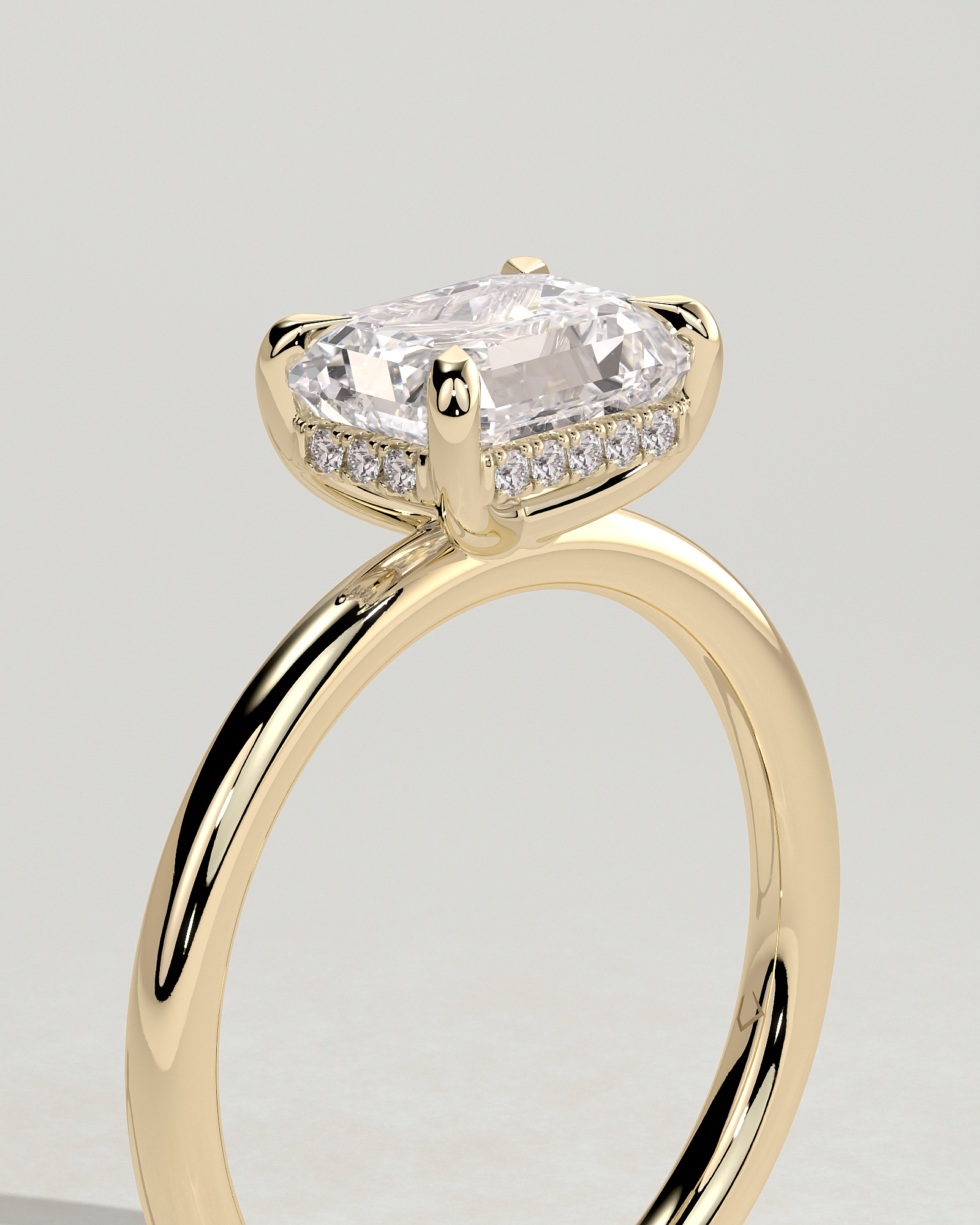 Zayla - 4 Claw East West Emerald with Hidden Halo - 18k Yellow Gold