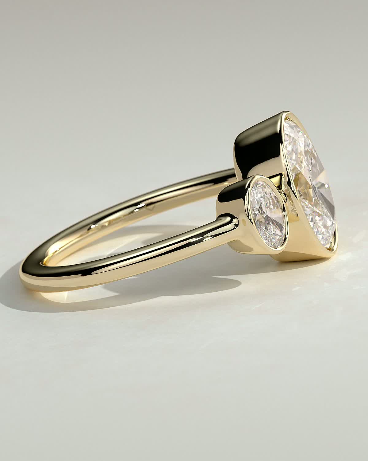 Zelda - Bezel Set Oval Trilogy - 18k Yellow Gold