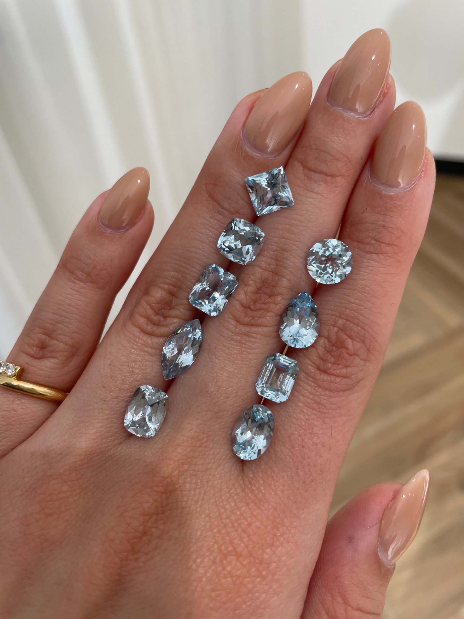 Radiant Sapphire Stone Lifestyle Image