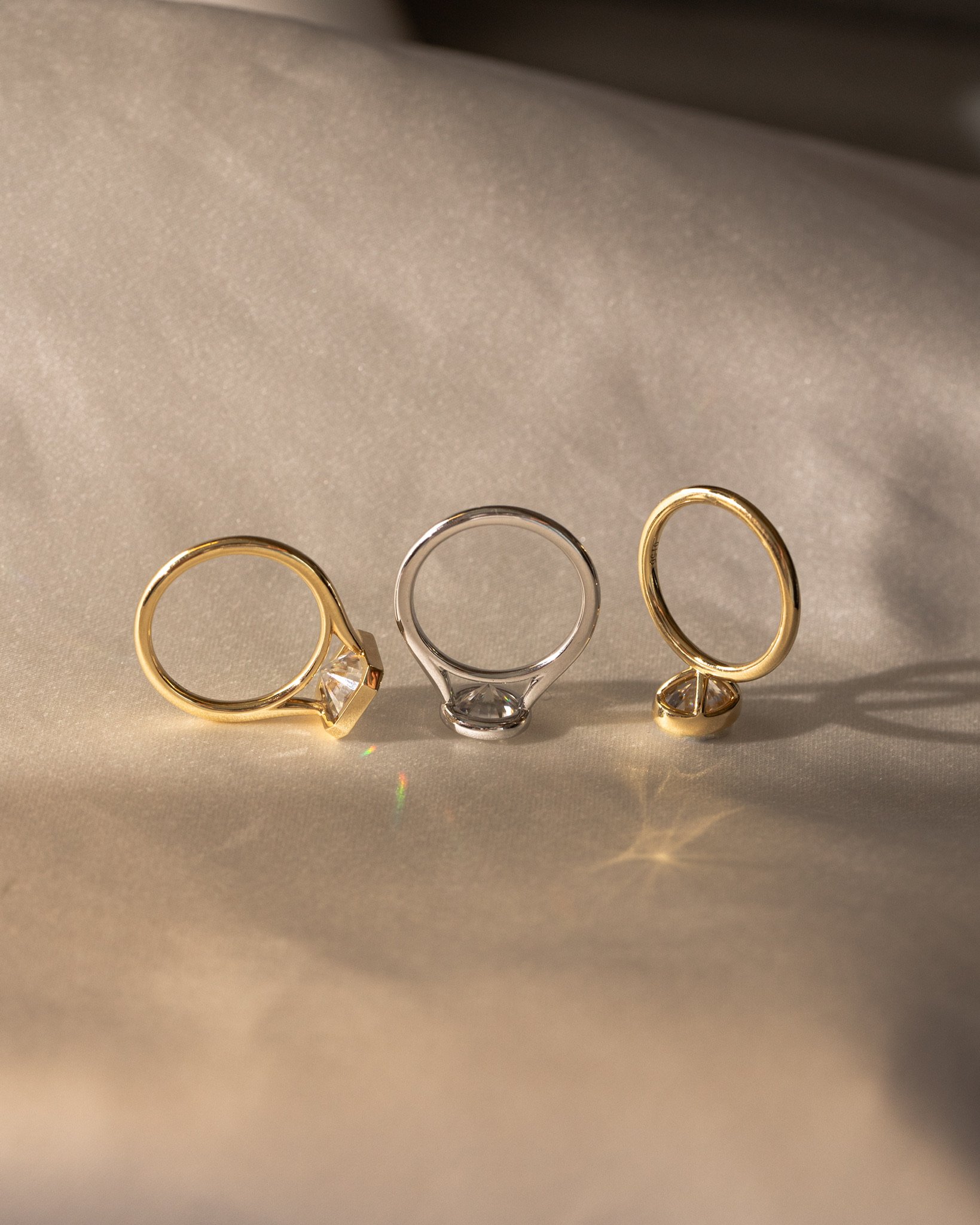  Elegant jewel box Women Chain ring in solid Gold 9k