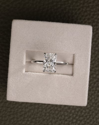 2.01ct radiant diamond