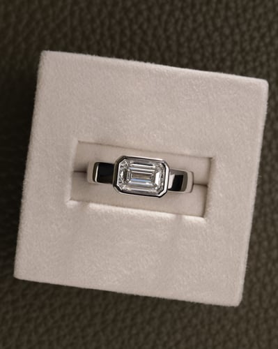 1.60ct emerald diamond