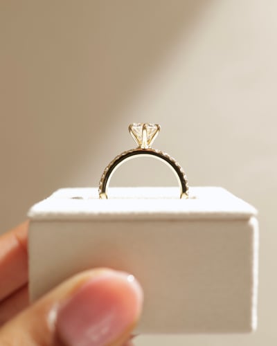 7mm round moissanite