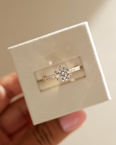 7mm round moissanite