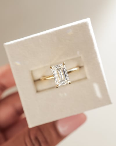 2.59ct emerald diamond