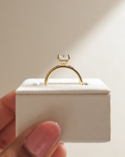 2.10ct emerald diamond