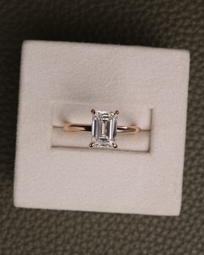2.05ct emerald diamond