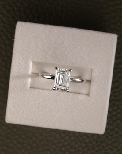 2.03ct emerald diamond
