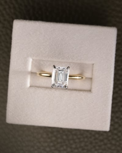 8x6mm emerald moissanite