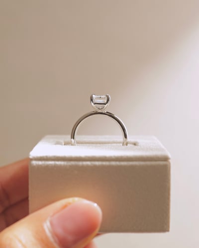 2.11ct emerald diamond