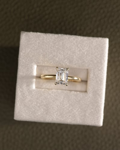 1.47ct emerald diamond