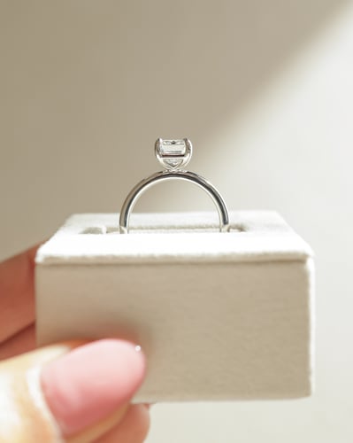 2.10ct emerald diamond
